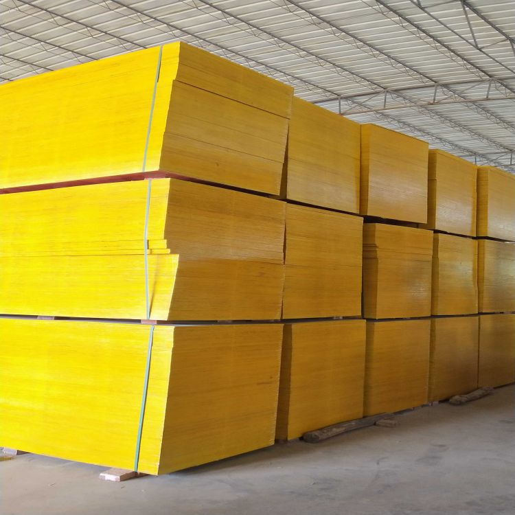 弘獅建筑模板經(jīng)過(guò)嚴(yán)格的工序生產(chǎn)出優(yōu)質(zhì)模板